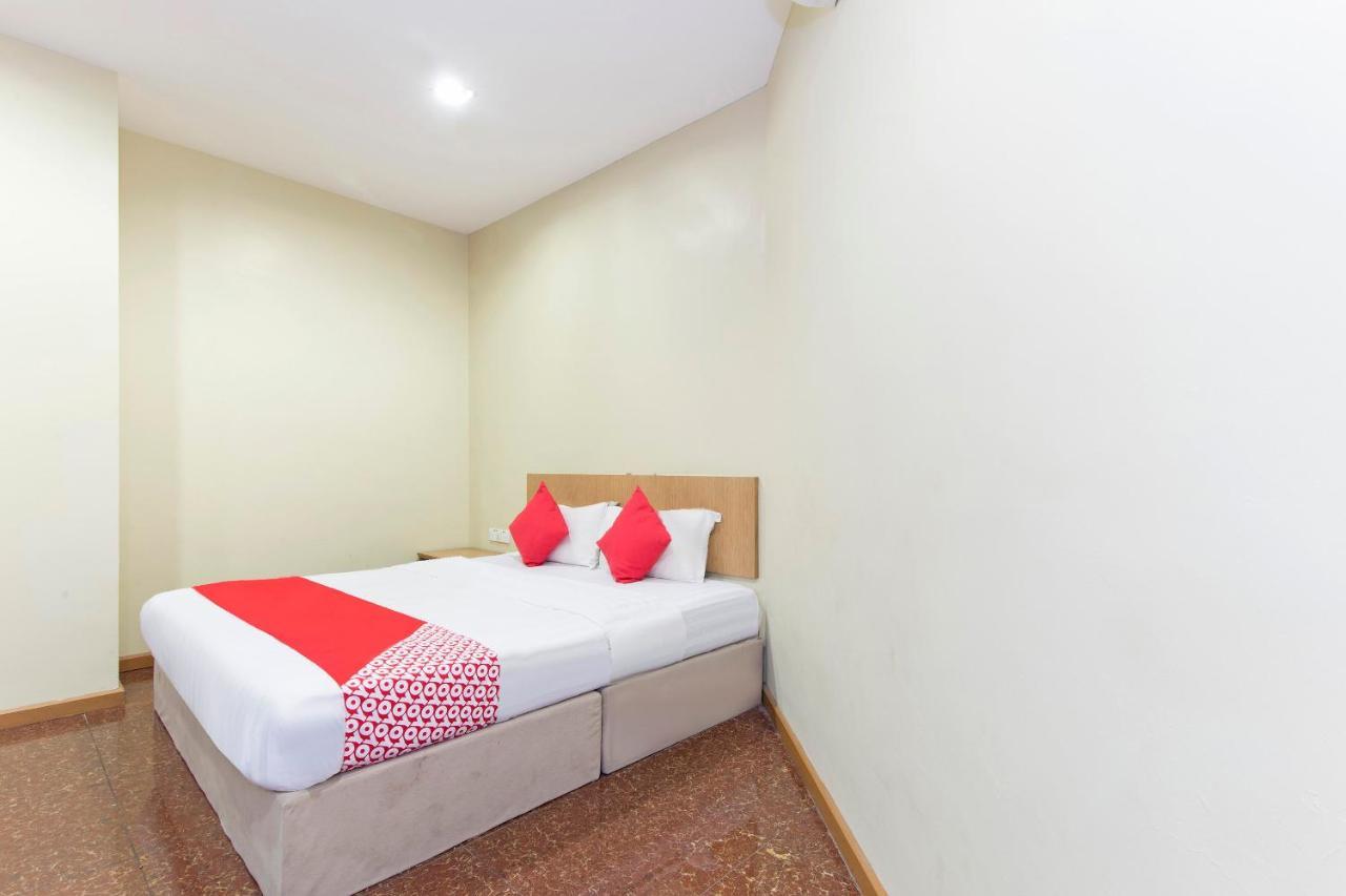 Oyo 422 Hotel Reno Kuala Lumpur Exterior photo
