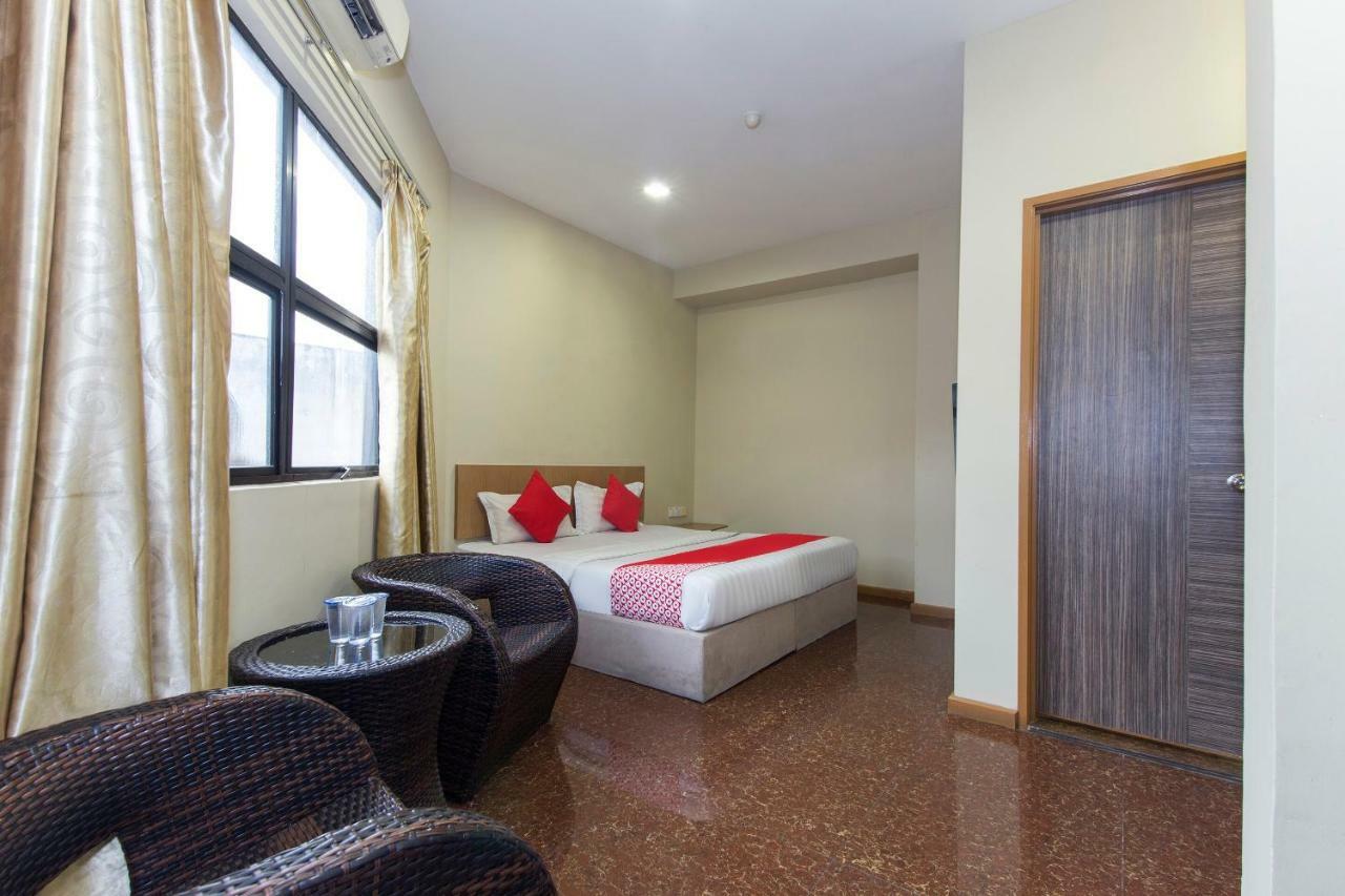 Oyo 422 Hotel Reno Kuala Lumpur Exterior photo