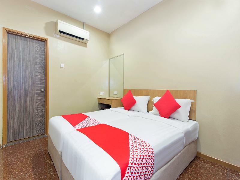 Oyo 422 Hotel Reno Kuala Lumpur Exterior photo